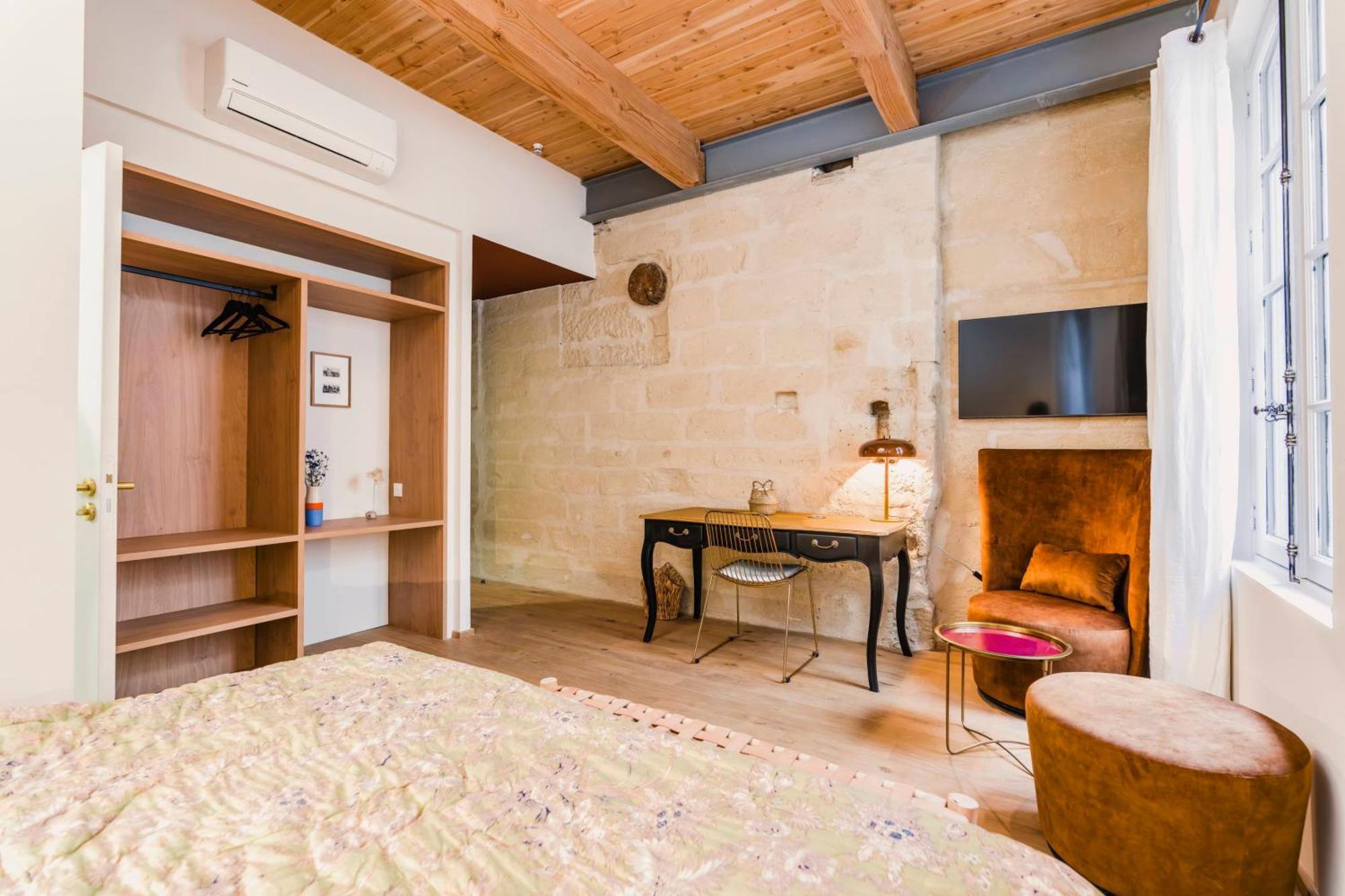 Le Petit Avignon - Chambres & Appartement A Deux Pas Du Pont D'Avignon Et Du Palais Des Papes Exterior foto